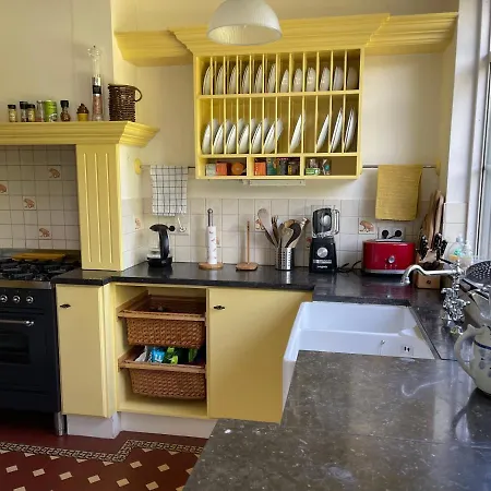 Luxury In Quiet Neighbourhood Near 게스트하우스