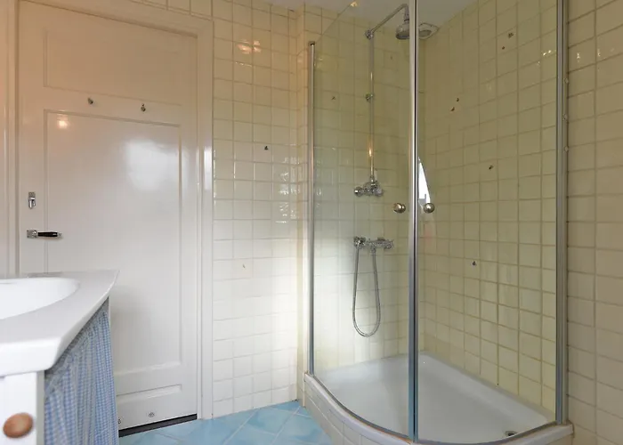 Luxury In Quiet Neighbourhood Near بيت ضيافة *